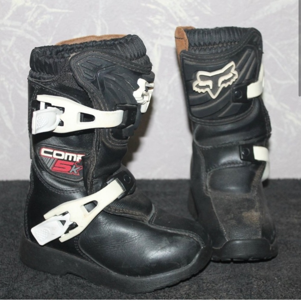 Toddler boys off road boots. Size 10